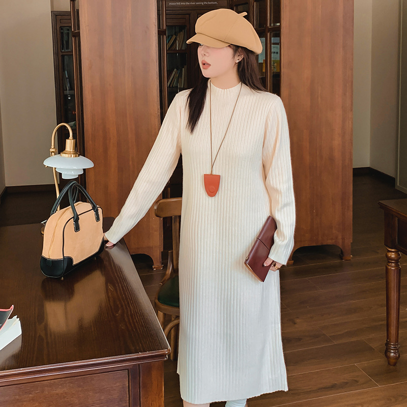 ロングワンピース ふんわり優美なリブ編みハイネックニットワンピース