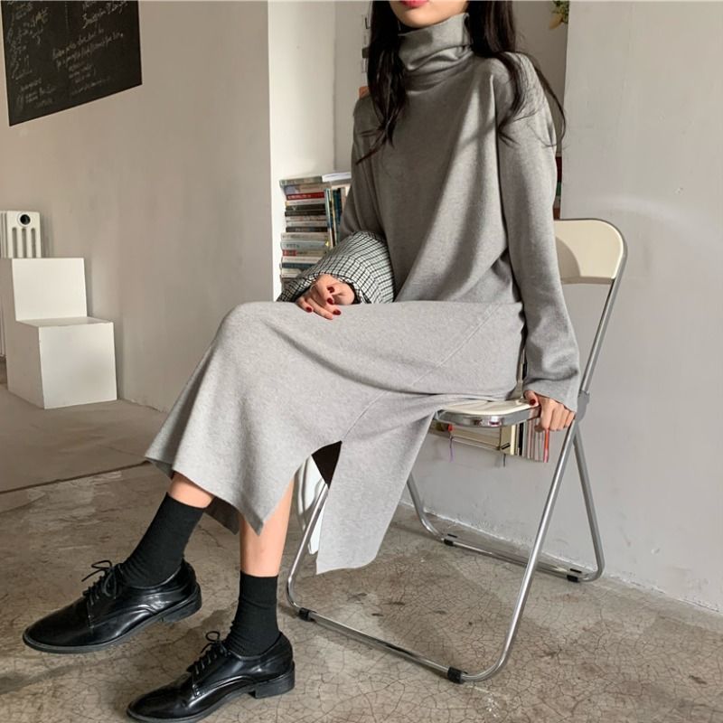ロングワンピース タートルネック 上品な首もと暖か長袖ニットロングワンピース