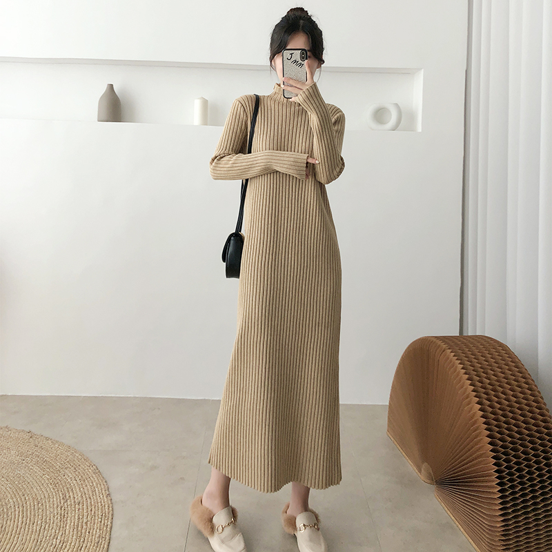 ロングワンピース タートルネック 縦畝編み高襟長袖ニットロングワンピース