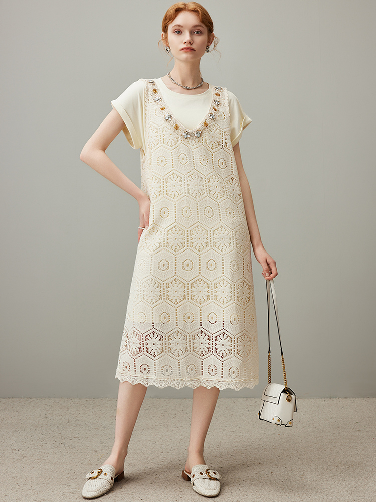 ロングワンピース レース 六角模様刺繍装飾ロングワンピース