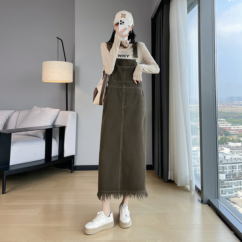 ロングワンピース デニム フリンジ裾サロペットワンピース