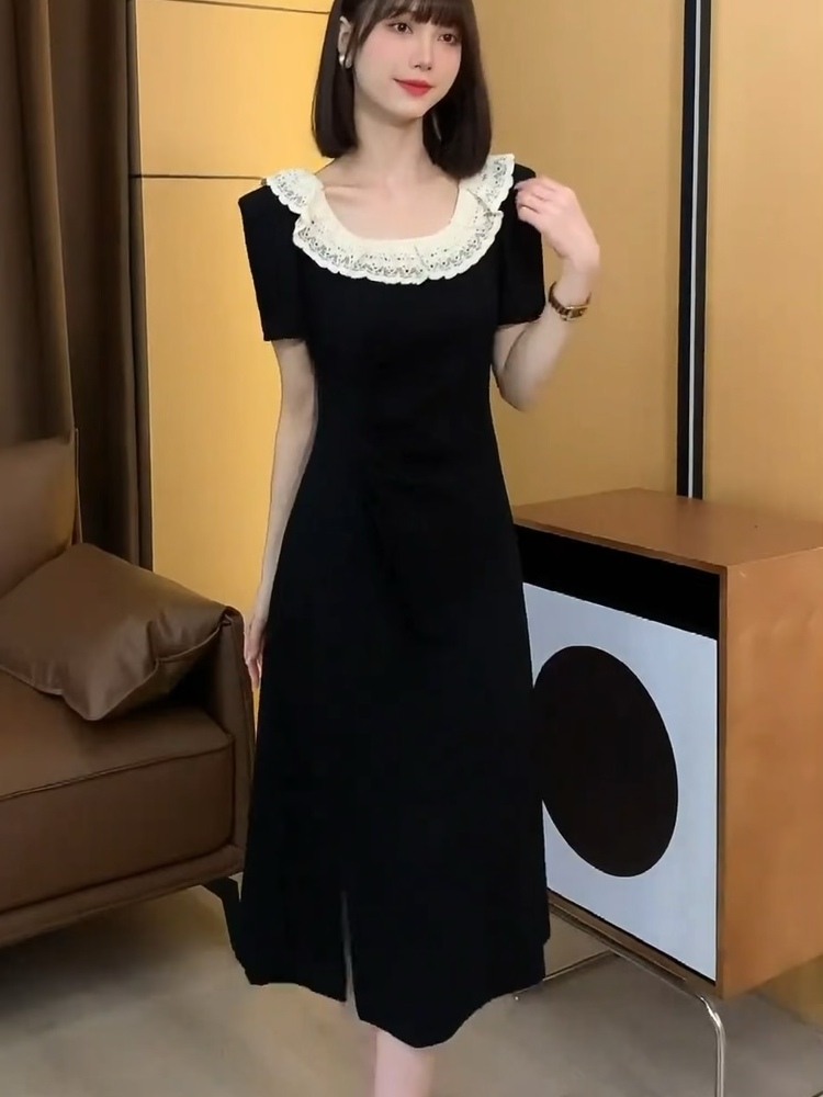 ロングワンピース 優美な襟レース付きロングワンピース