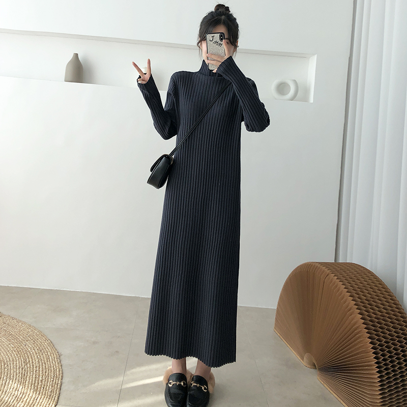 ロングワンピース タートルネック 縦畝編み高襟長袖ニットロングワンピース