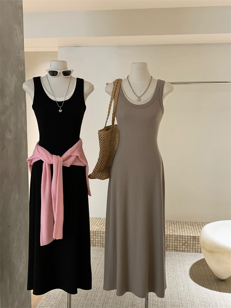 ロングワンピース ノースリーブニット袖なしワンピース 体型カバーロング丈大人カジュアル