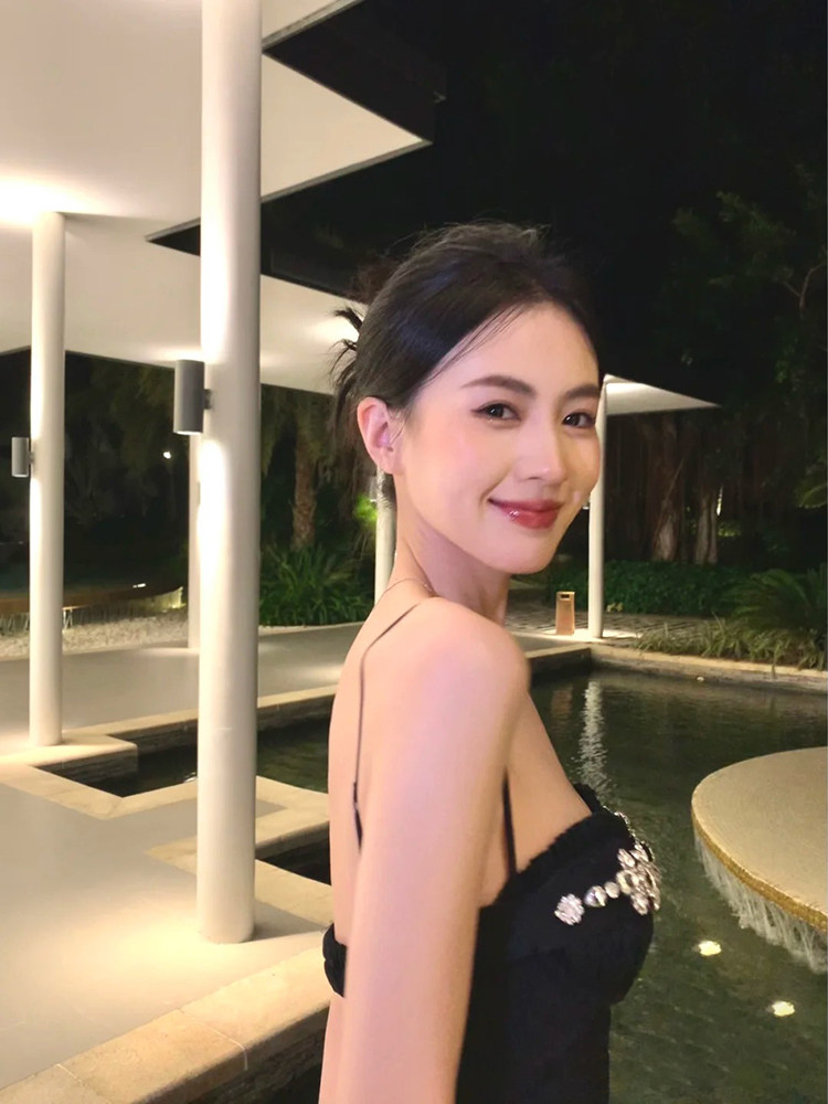 ロングワンピース キャミ 花柄ビジュー装飾キャミロングワンピース