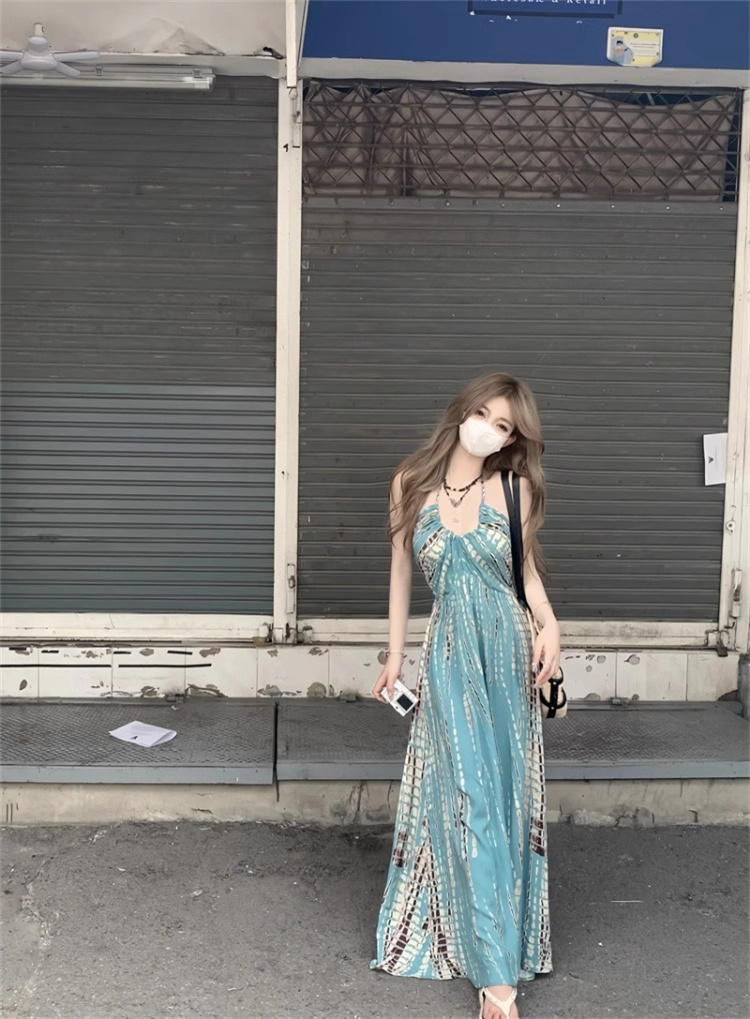 上品で魅力的なノースリーブ民族風復古柄背中開きロングワンピース