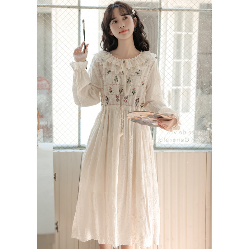 花刺繍フリル襟ロングワンピース上品おしゃれ