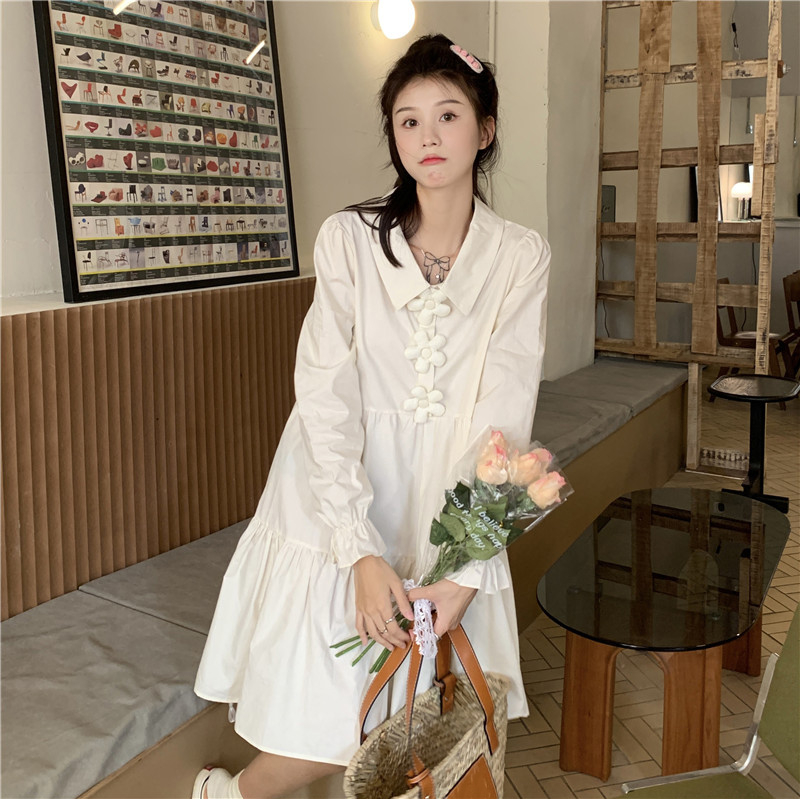 ロングワンピース シャツ 丸襟フラワーモチーフ付きティアードロングワンピース