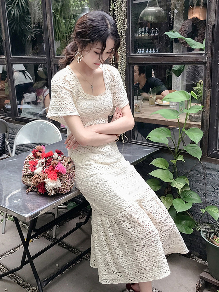 ロングワンピース レース 透かし編み総レースの優雅な半袖ロングワンピース