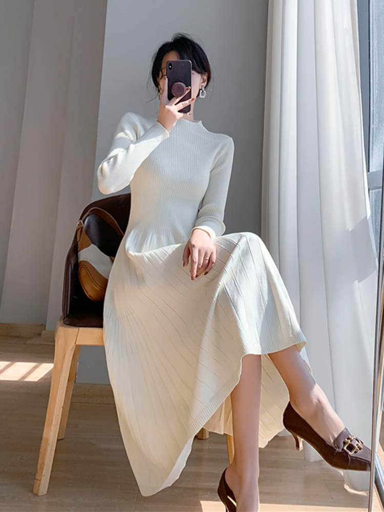 ロングワンピース ニット 上品シルエット リブ編みフレアワンピース