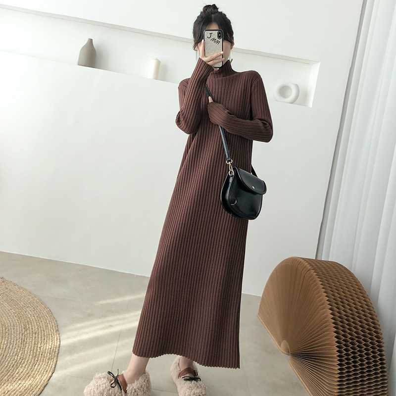 ロングワンピース タートルネック 縦畝編み高襟長袖ニットロングワンピース