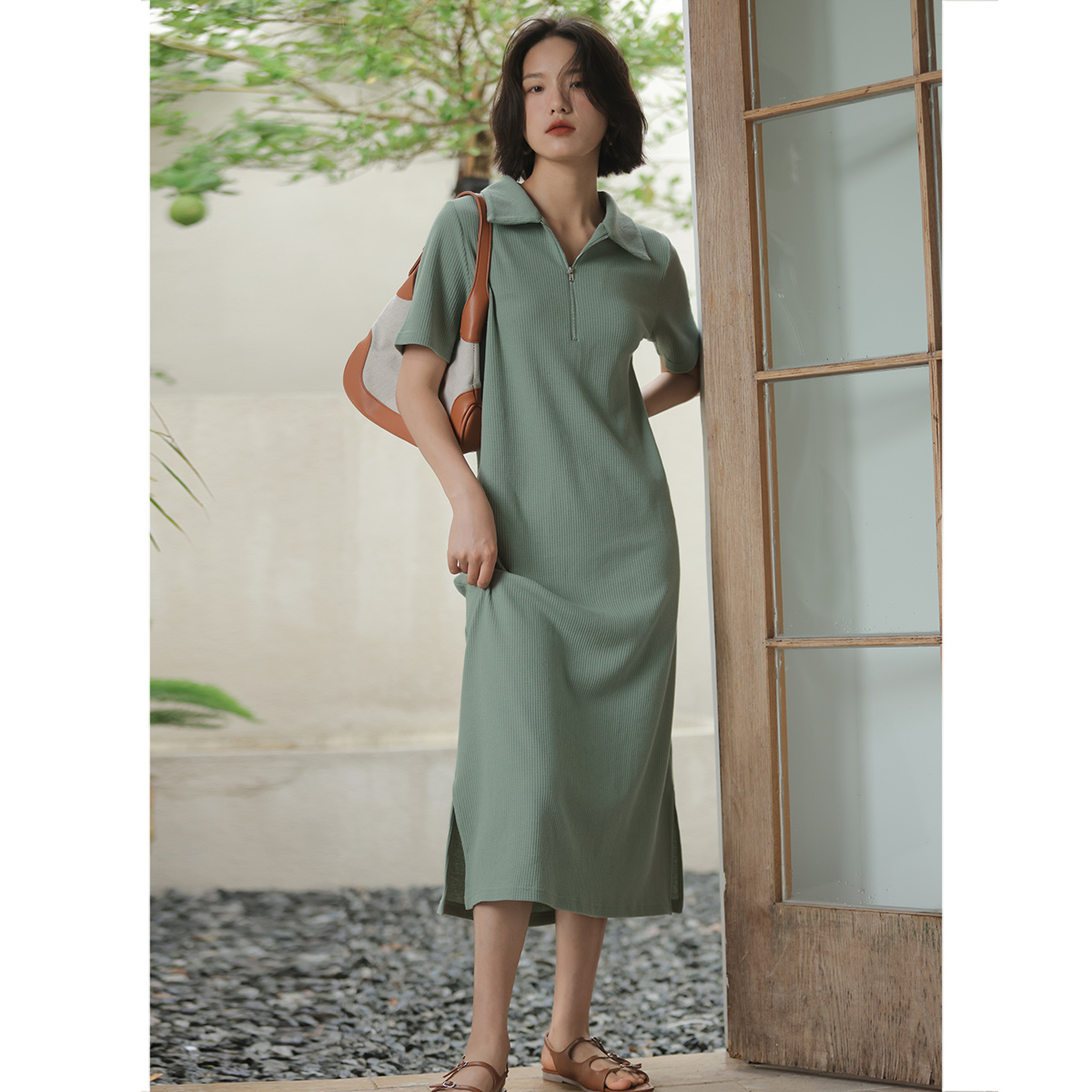 襟付きハーフジップリブ編みロングワンピース