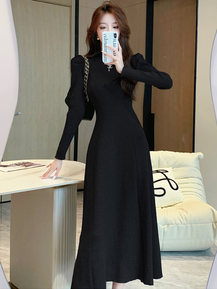 ロングワンピース ニット 優美なシルエット立ち襟ロングニットワンピース