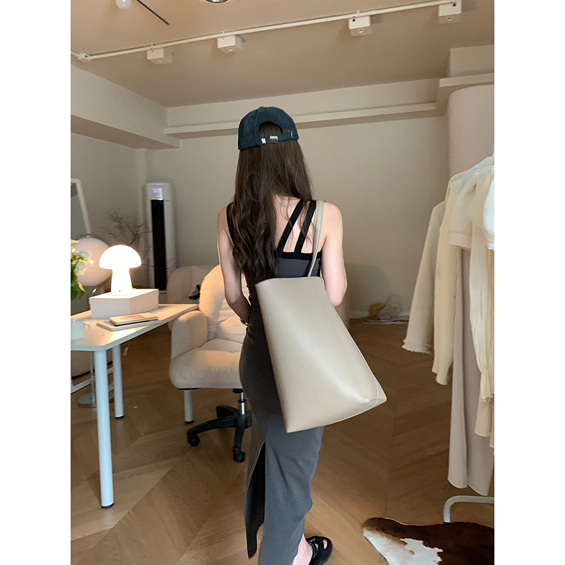 ロングワンピース キャミ 体型すっきり見せタイトフィットロングキャミワンピース