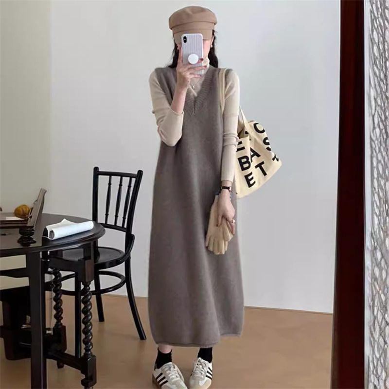 ロングワンピース シンプル上品ニットベストワンピース
