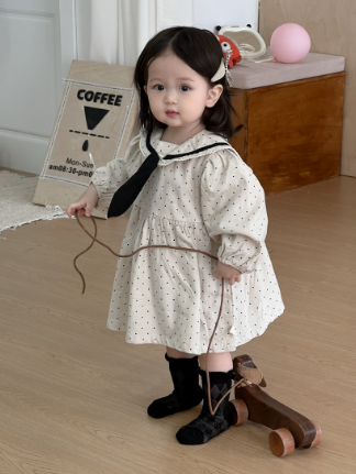 2025年キッズ花柄セーラー襟ロングワンピース