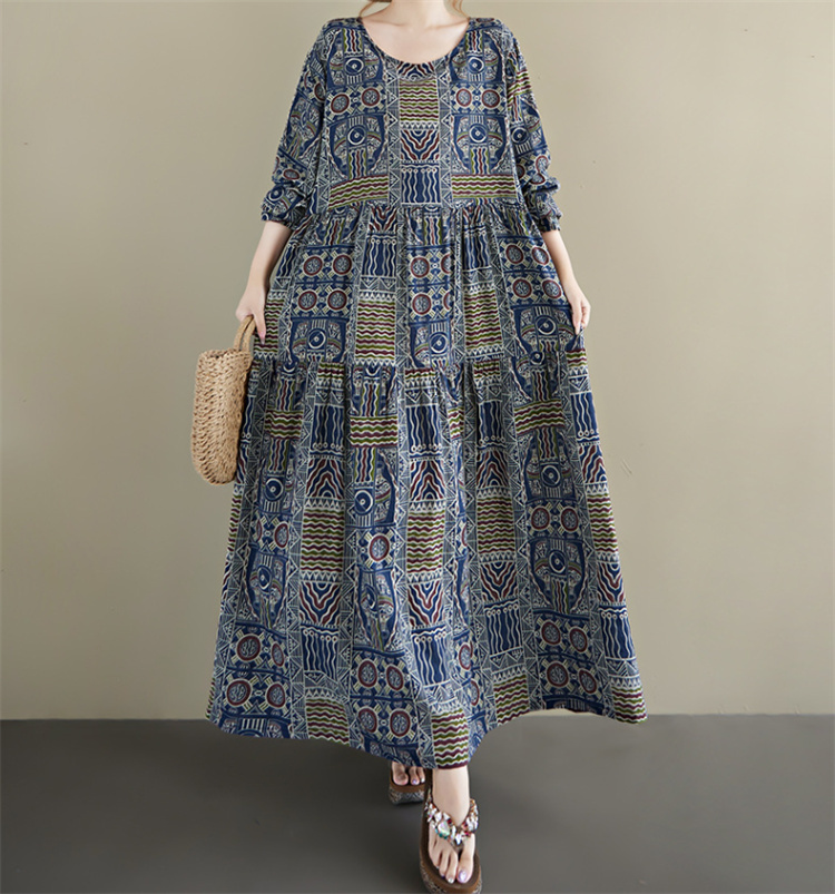 秋新作 丸首長袖 幾何学柄フレアロングワンピース