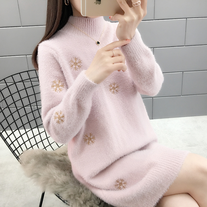 雪の結晶刺繍 ニット ふわもこロングワンピース