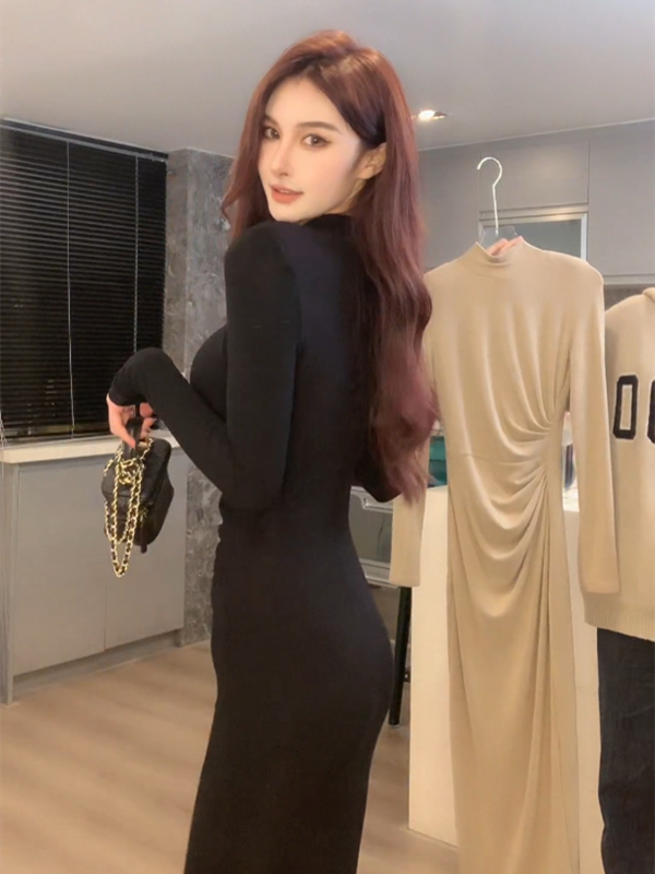 ロングワンピース タートルネック 大人可愛い長袖タートルネックボディコンワンピース