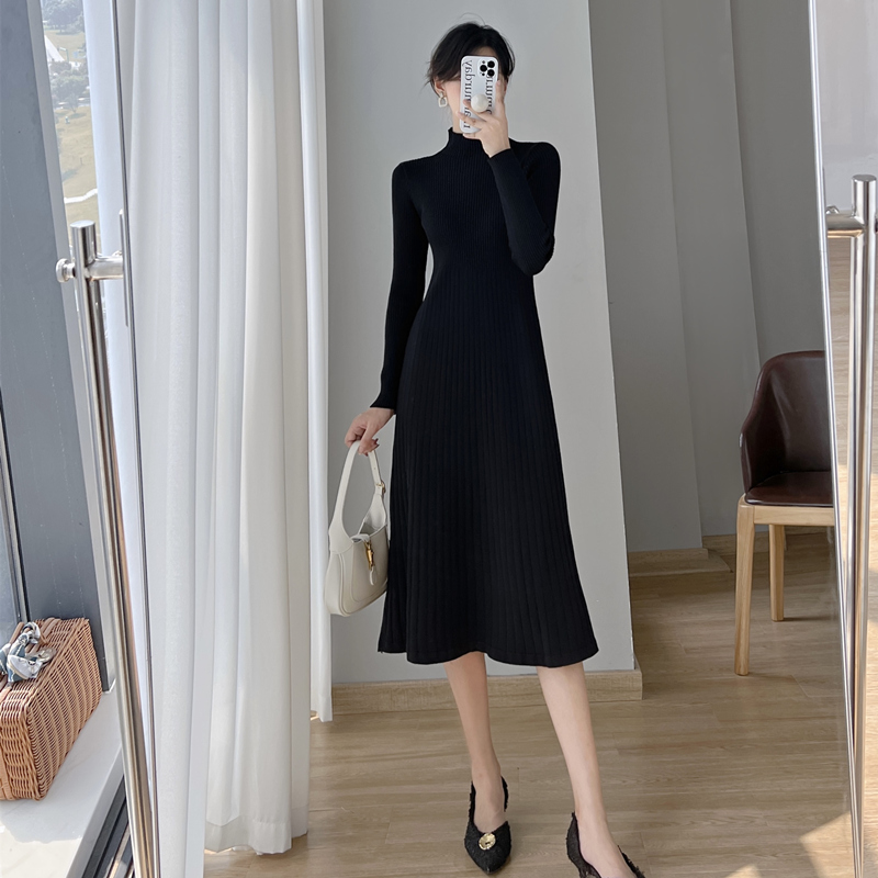 ロングワンピース ニット 立体プリーツ ハイネック ニットワンピース