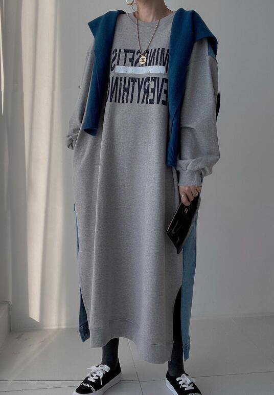 ロングワンピース 文字プリント切り替えフレアワンピース