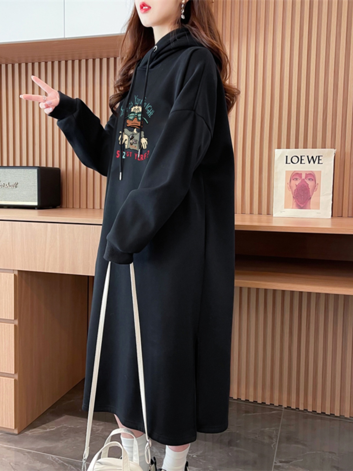 ロングワンピース スウェット ゆったりキャラクターパーカーワンピース