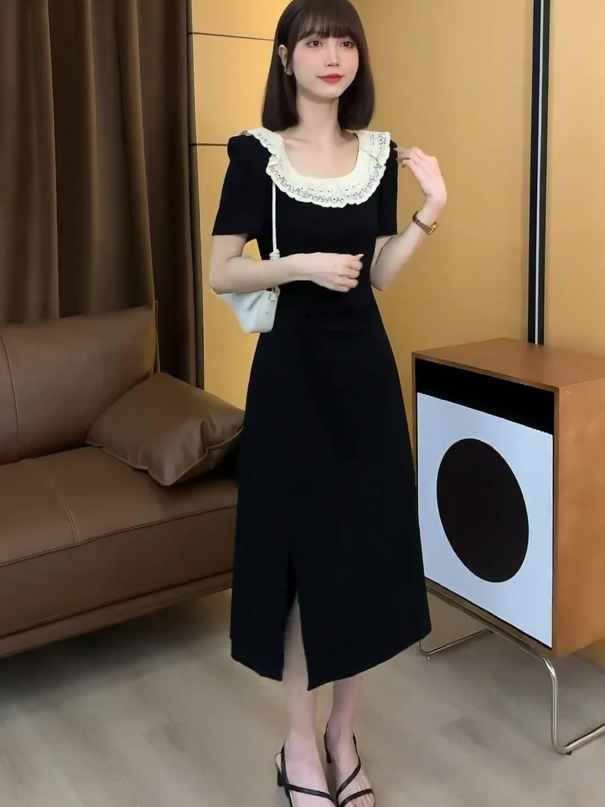 ロングワンピース 優美な襟レース付きロングワンピース