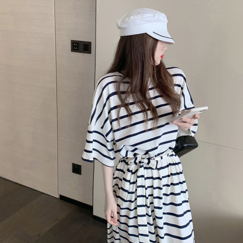 https://fulmo-img-server.com/lopina/e32e2834-b4a1-42cd-a326-c1d01b5c0e77.jpg