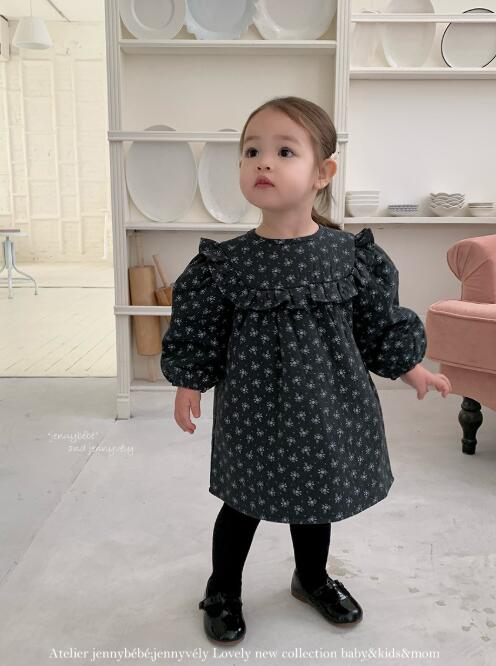 ベビー服 花柄長袖ロングワンピース 八十から百二十センチ