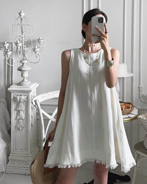 ロングワンピース 春夏ノースリーブワンピース裾切りっぱなしデザイン