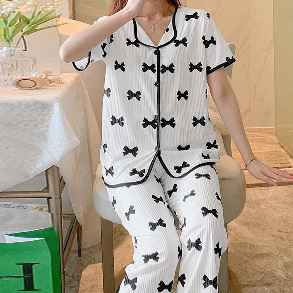 https://fulmo-img-server.com/lovely-wear/0a3997ff-e42d-4359-8fe6-3efb27f8181f.jpg