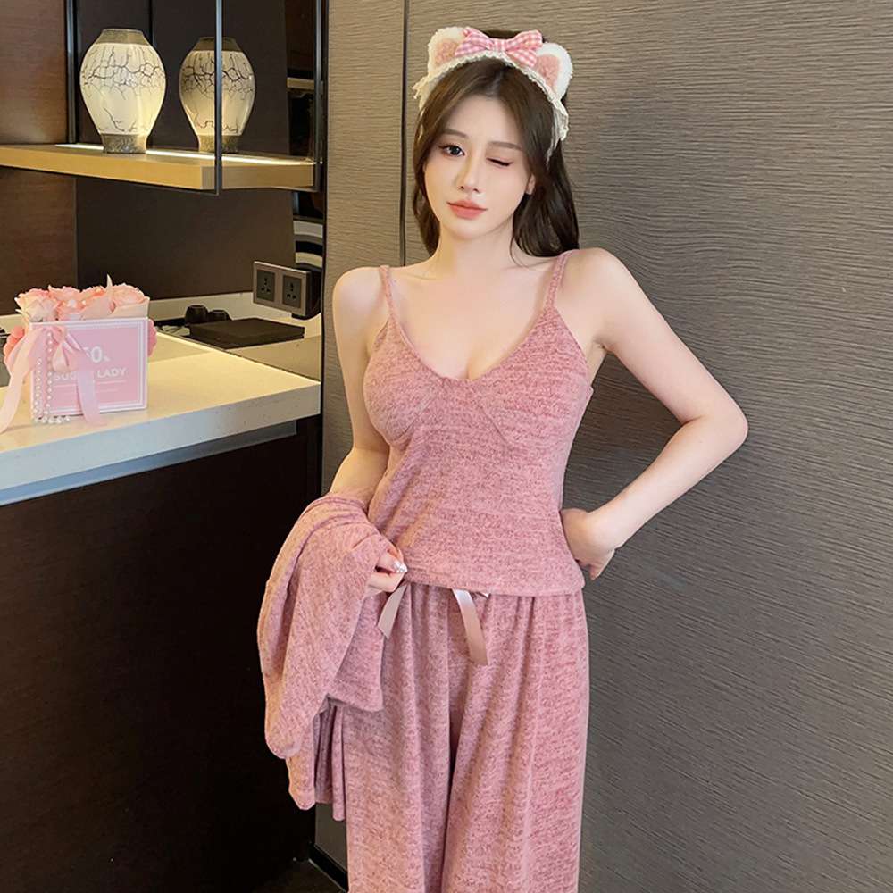 https://fulmo-img-server.com/lovely-wear/1485ab6d9f1249dcad3ddf1d02381304.jepg