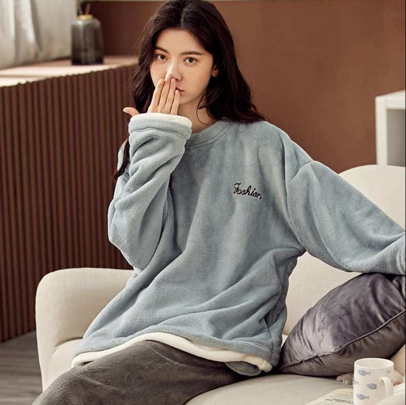 https://fulmo-img-server.com/lovely-wear/1735552231480_mh2yn8jl_1m4df9jc.jpeg