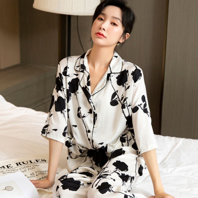 https://fulmo-img-server.com/lovely-wear/1737624613905_sr5ygk0r_26iopvmn.jpeg