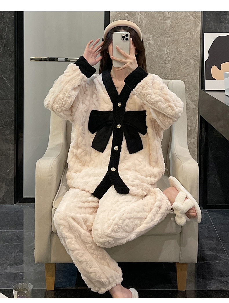 https://fulmo-img-server.com/lovely-wear/1751696674445_satsrtf4_zopfere4.jpg