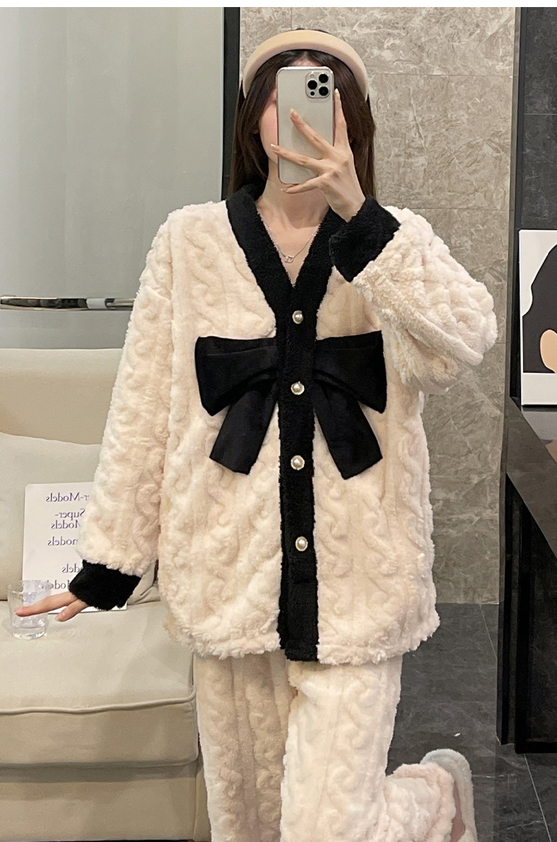 https://fulmo-img-server.com/lovely-wear/1751696674540_x32pn93x_1cez8mc8.jpg