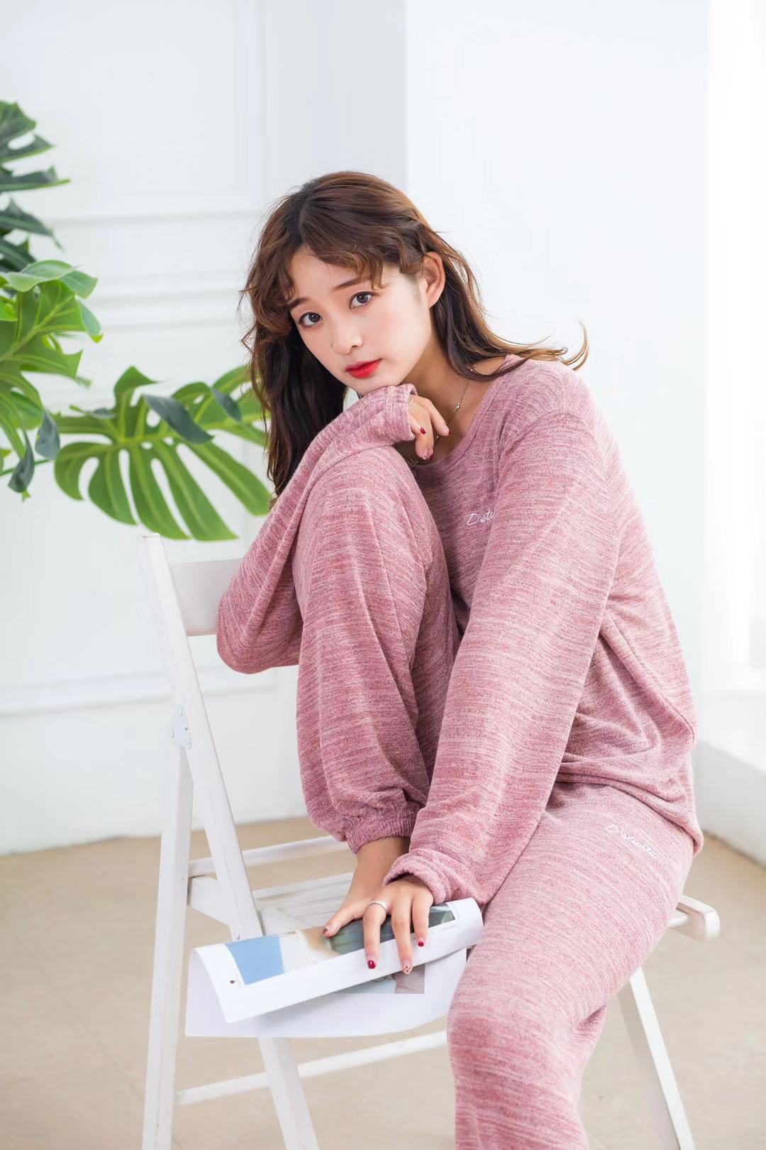 https://fulmo-img-server.com/lovely-wear/1751696795953_ttxjzy2l_0v53q3m3.jpg