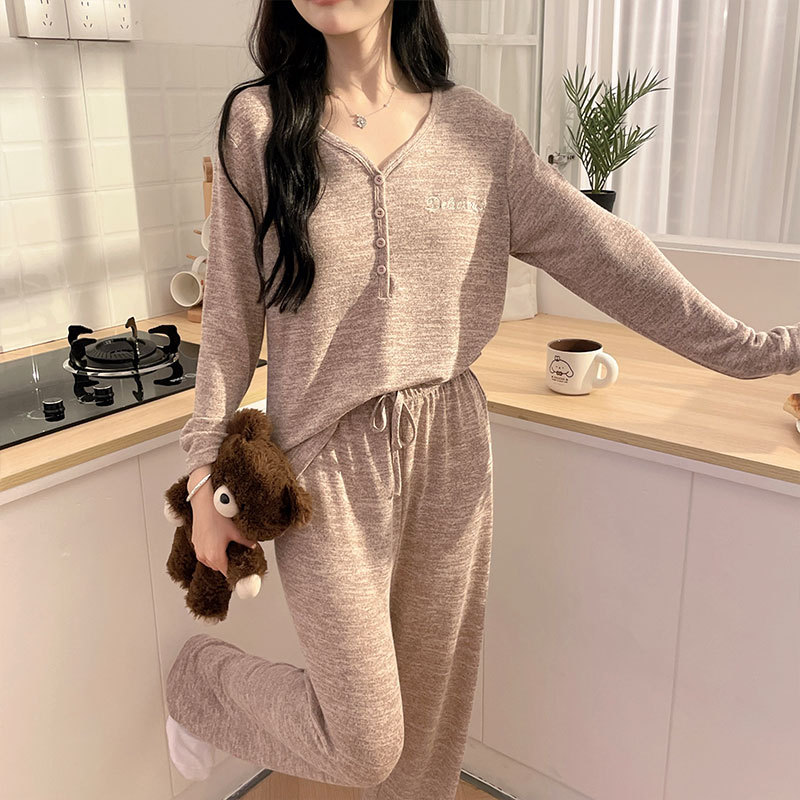 https://fulmo-img-server.com/lovely-wear/1751696796963_ya1owg0o_l4lkzbz8.jpg