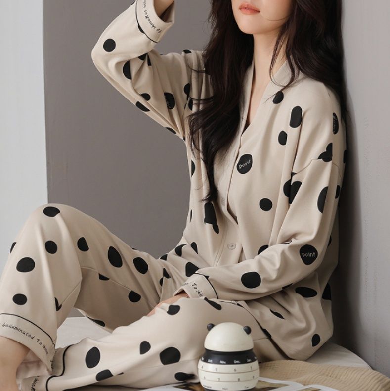 ルームウェア 水玉模様の開襟長袖上下セット　パジャマ