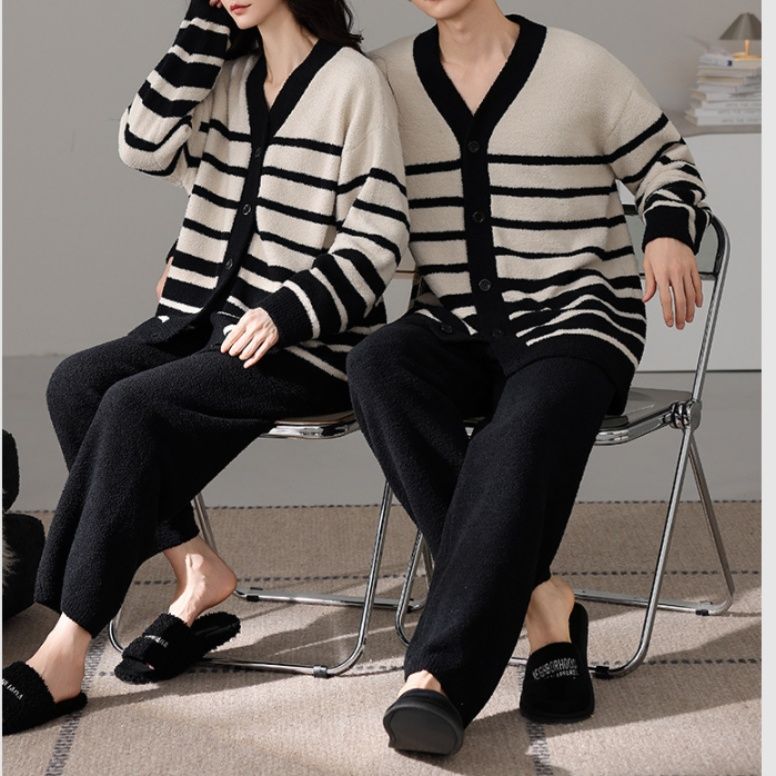 ルームウェア 横縞柄ニットカーディガン上下セット　部屋着