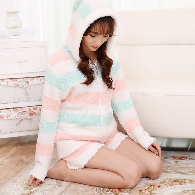 https://fulmo-img-server.com/lovely-wear/3123d315e6ad4444a8fa37a447cc4bed.jepg