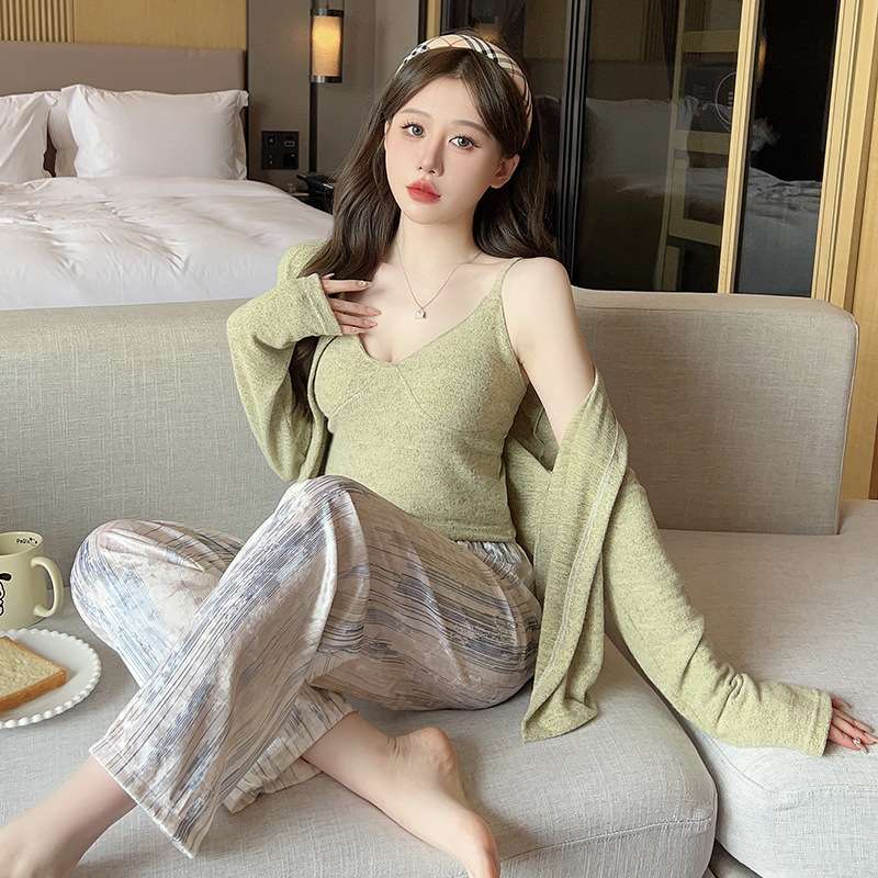https://fulmo-img-server.com/lovely-wear/32b68797d43648dda62fac50f365c41d.jepg