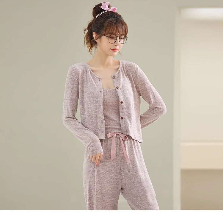 https://fulmo-img-server.com/lovely-wear/34ea9146a0ba4e3dae0265c96e9772f8.jpg