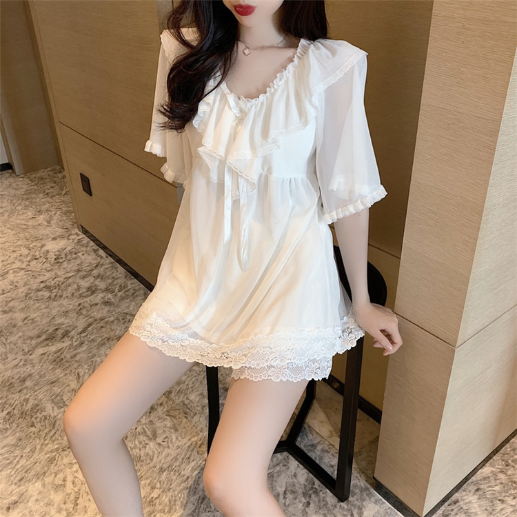https://fulmo-img-server.com/lovely-wear/39c08662-acba-4ac8-88ff-fcc56db9fd6e.jpg