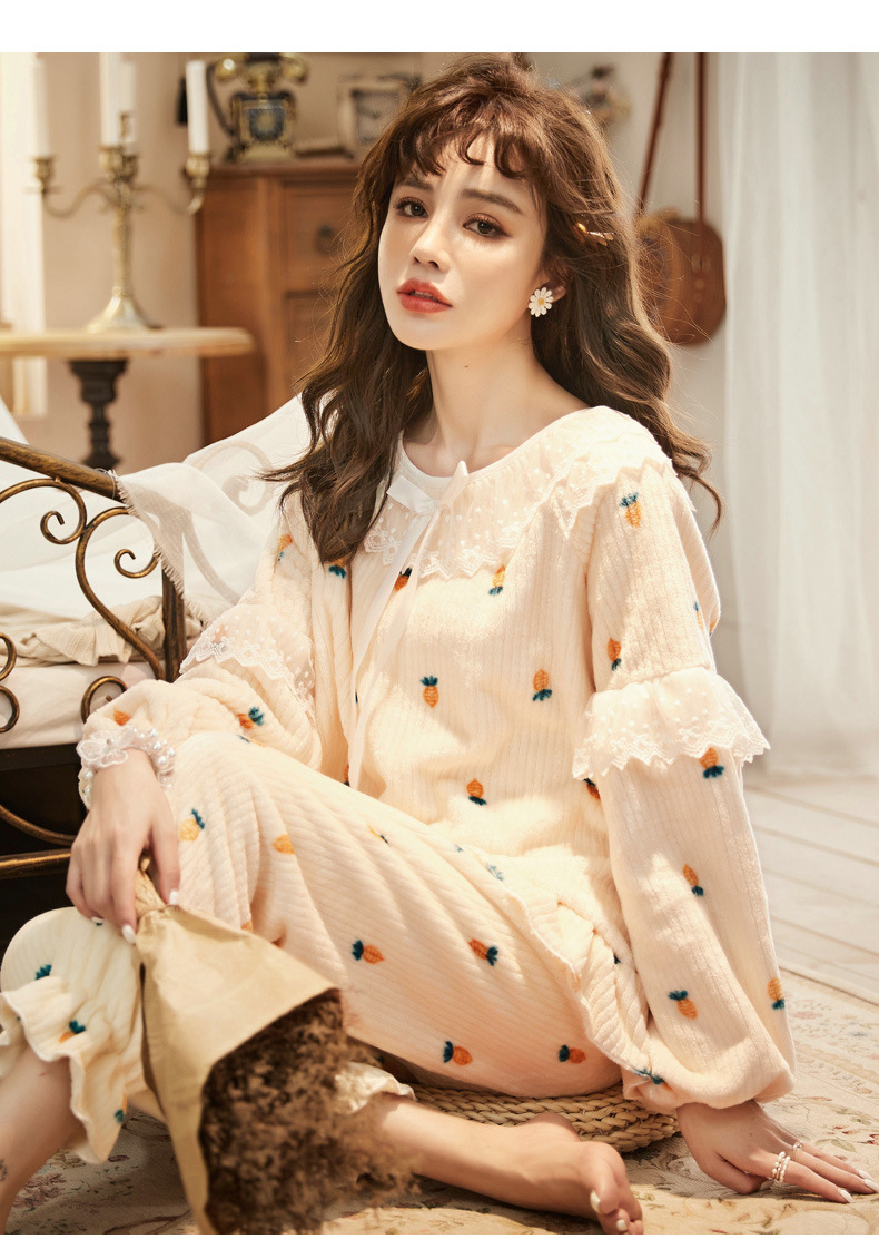 ルームウェア レディース 可愛い刺繍パジャマ 上下セット 4色展開