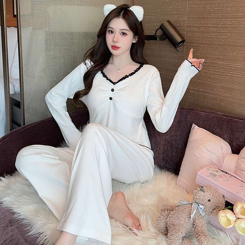 https://fulmo-img-server.com/lovely-wear/707f8930fe82422386fd14e8f1884f16.jepg