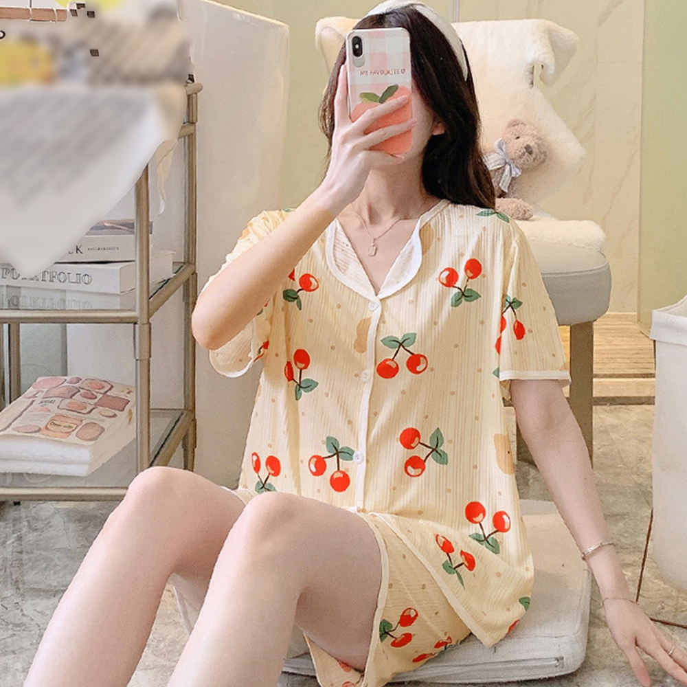 https://fulmo-img-server.com/lovely-wear/7205726e-61cc-458e-887a-d46eaecd1d14.jpg