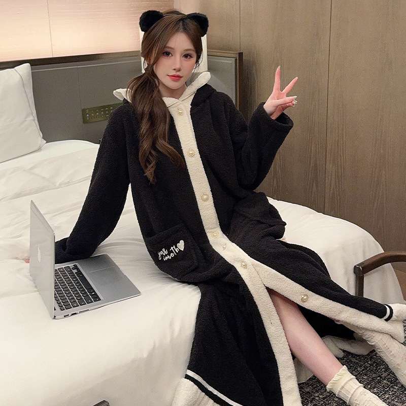 https://fulmo-img-server.com/lovely-wear/7e255e9ab7dc4444985adb51db3eda99.jpeg