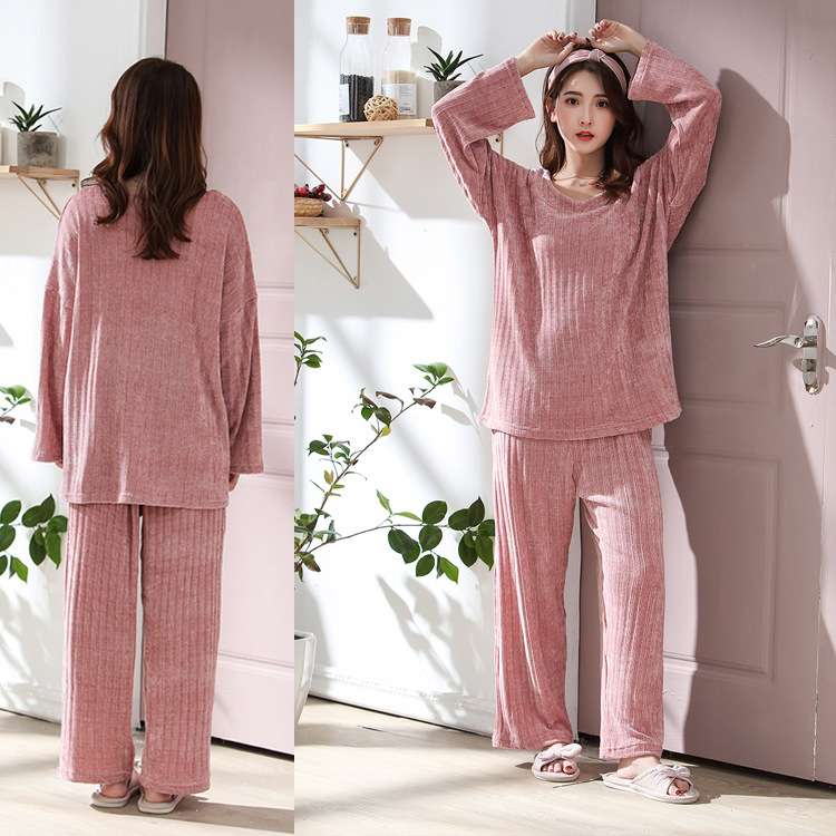 https://fulmo-img-server.com/lovely-wear/9763bcb182dc4bf590cec4e877a6ca16.jepg