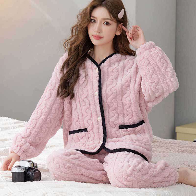 https://fulmo-img-server.com/lovely-wear/98420c1aed1d4268a8845732ff594b3c.jepg